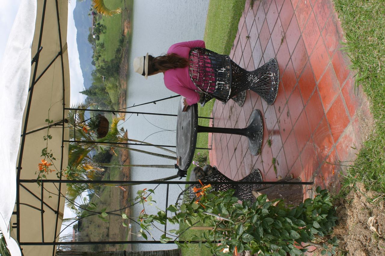 Casa Finca Tipica The Lake Hotel Guatapé エクステリア 写真