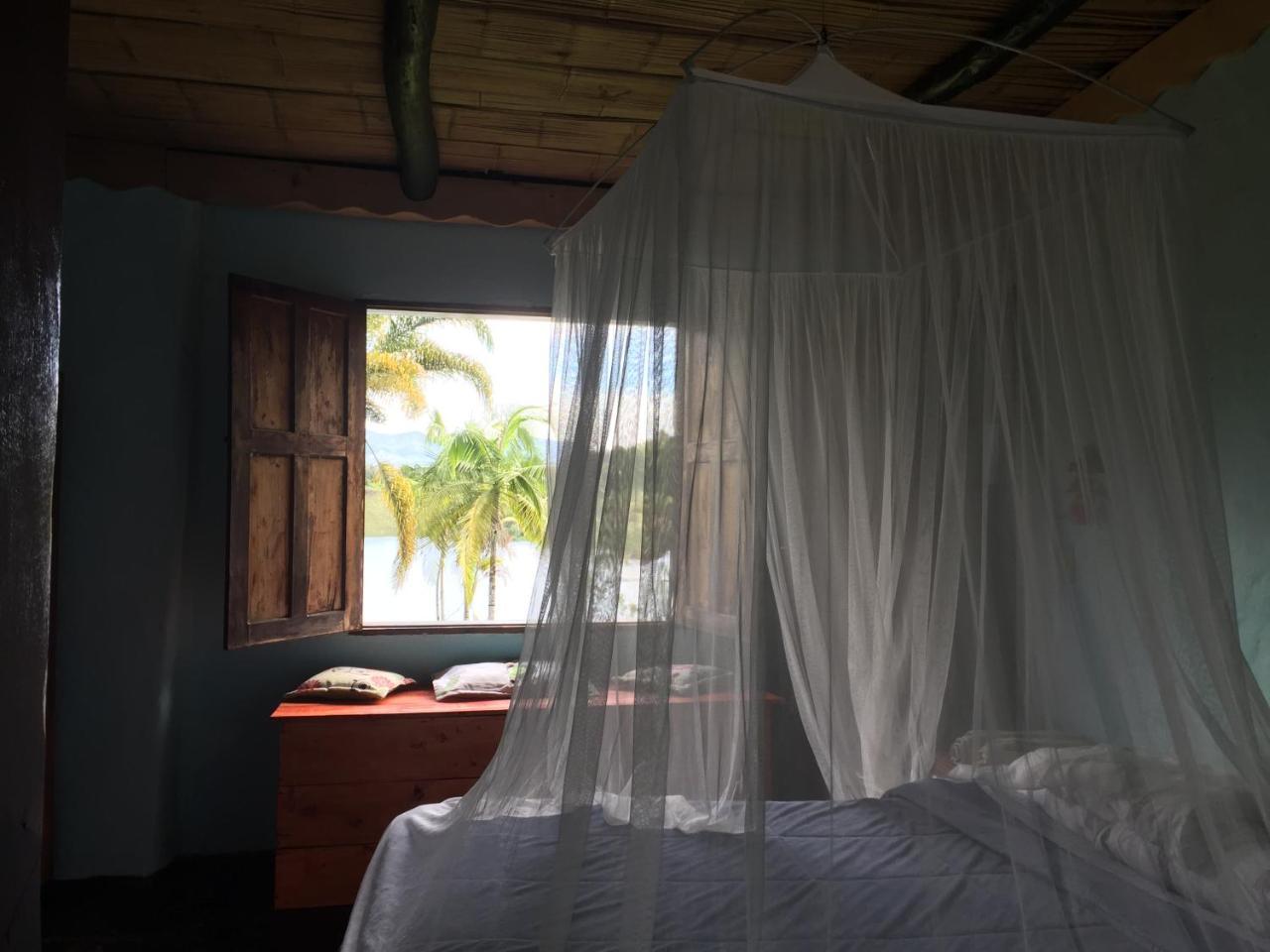Casa Finca Tipica The Lake Hotel Guatapé エクステリア 写真